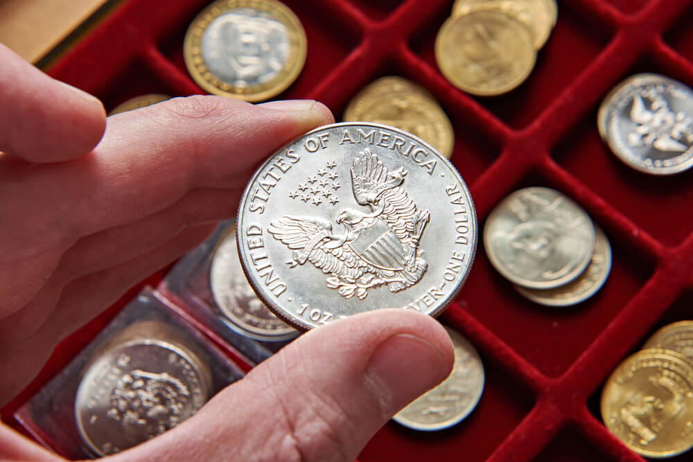 Como iniciar uma coleção de moedas?